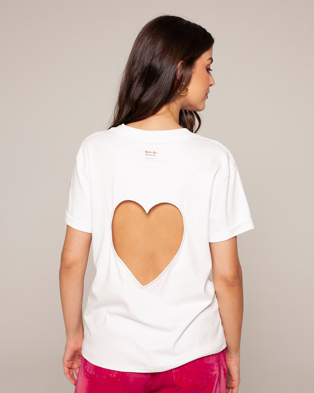 Camiseta corazon abierto