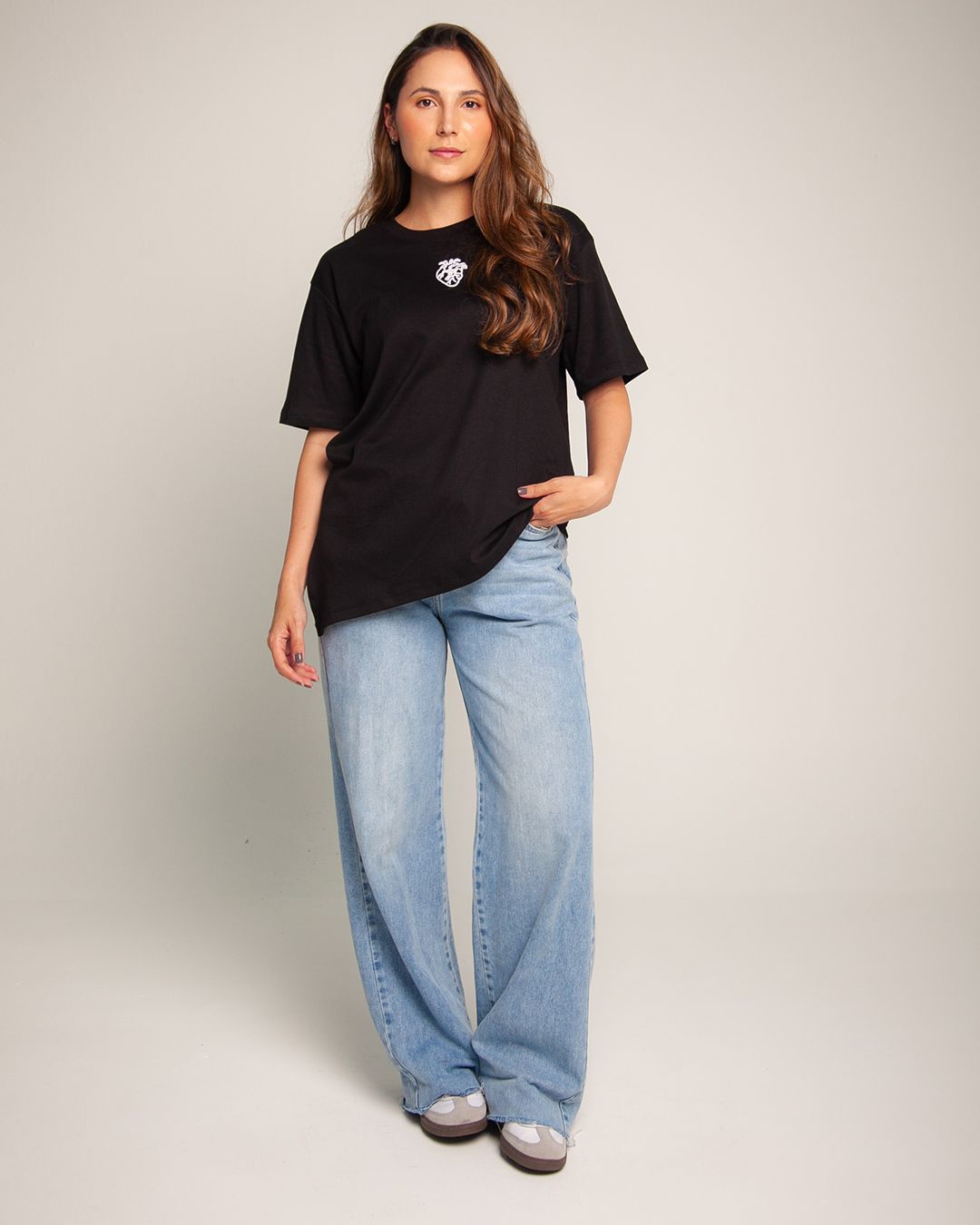 Camiseta Corte Oversized Negra