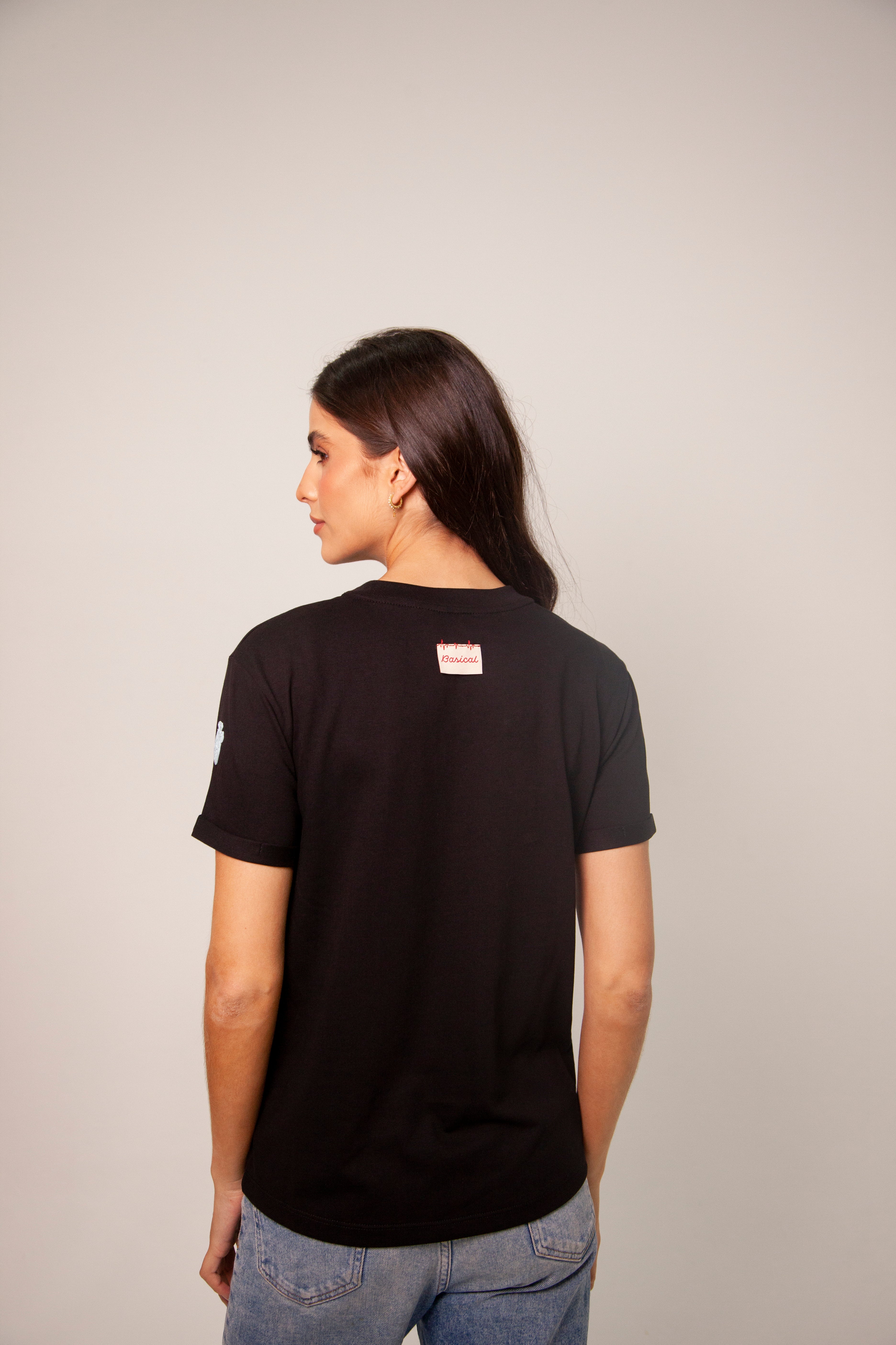 Camiseta charms cloc negro